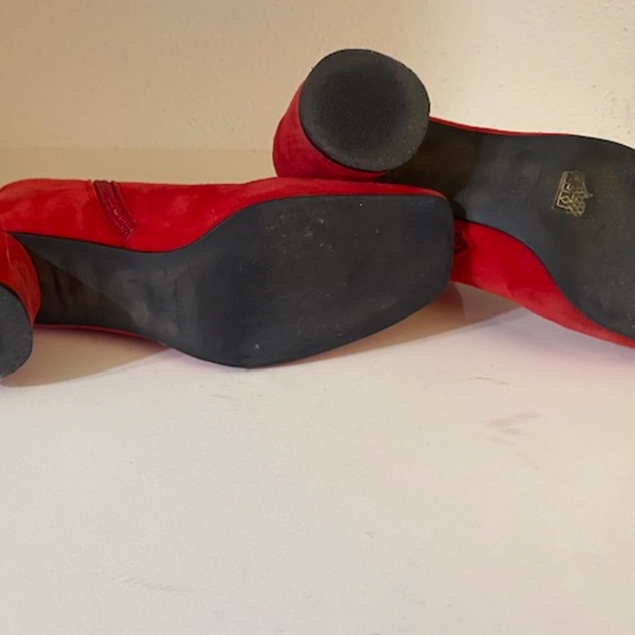 HOT RED SUEDE LIKE CHELSEA BOOTIE - Picture 4 of 4